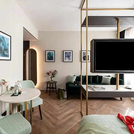 Duomo Hotel & Apartments 4*