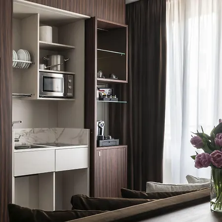 Duomo & מלון דירות 4*